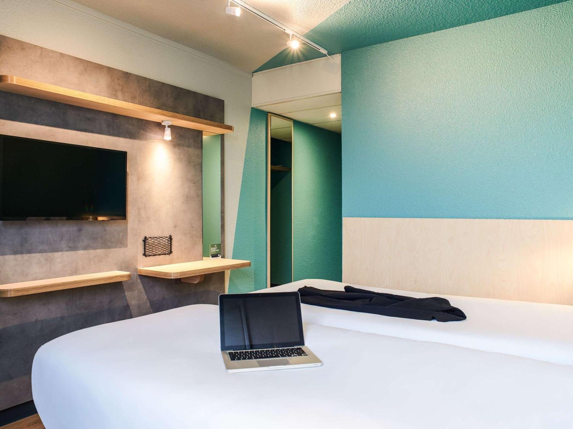 Hotel Ibis Budget Nantes Ouest Atlantis Couëron Exteriör bild