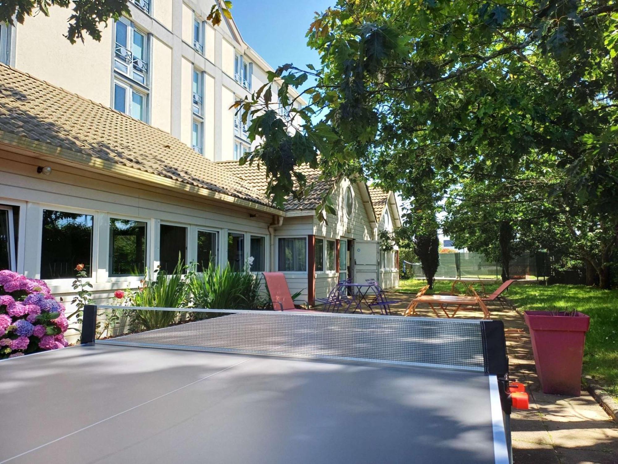 Hotel Ibis Budget Nantes Ouest Atlantis Couëron Exteriör bild